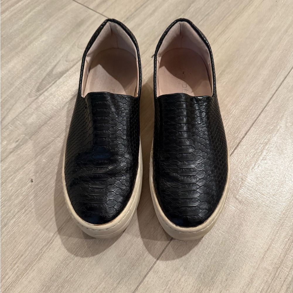 J Slides Black Textured Slip-On Shoes
